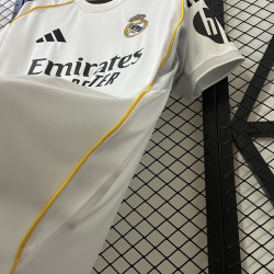 camisa 25/26 Real Madrid torcedor