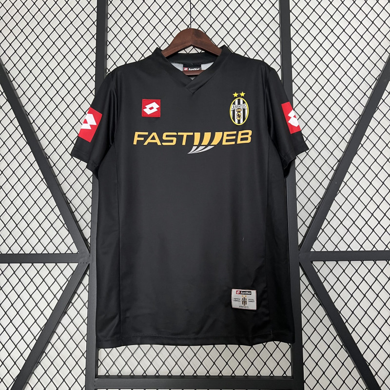 Retro Juv 01/02 Away