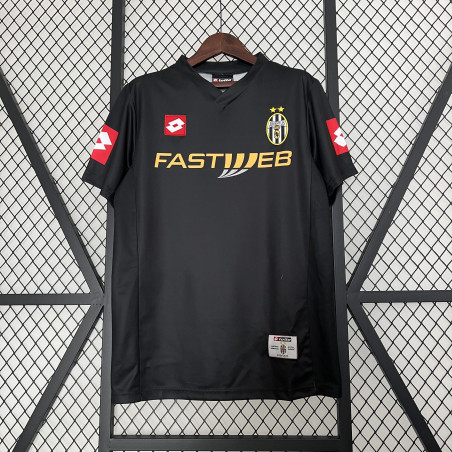 Retro Juv 01/02 Away