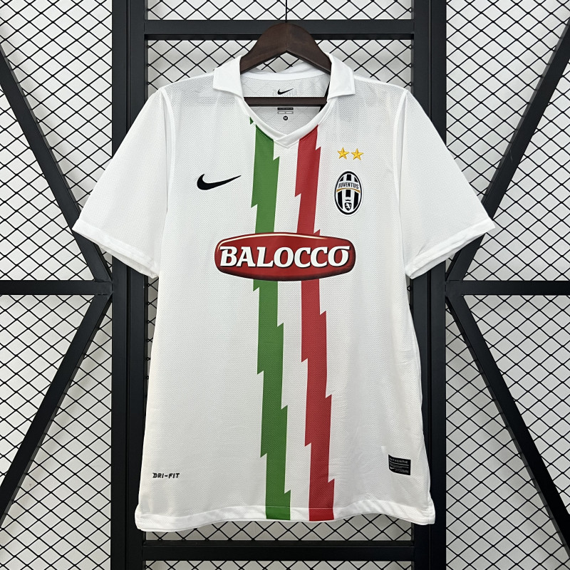 Retro Juv 10/11 Away