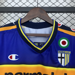 Retro Parma 02/03 Home