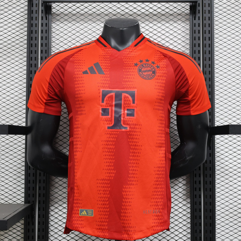 24/25 Player Bayern Munich Home
