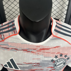 25/26 Player Bayern Munich Away