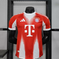 25/26 Player Bayern Munich Home