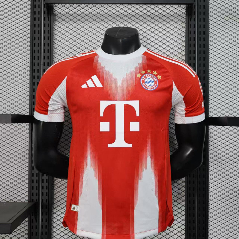 25/26 Player Bayern Munich Home